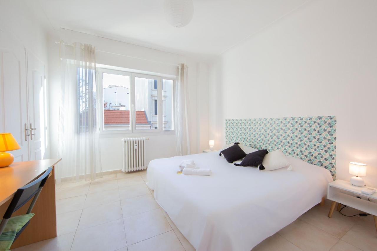 Bnb Renting bright design flat center of Antibes Eksteriør billede