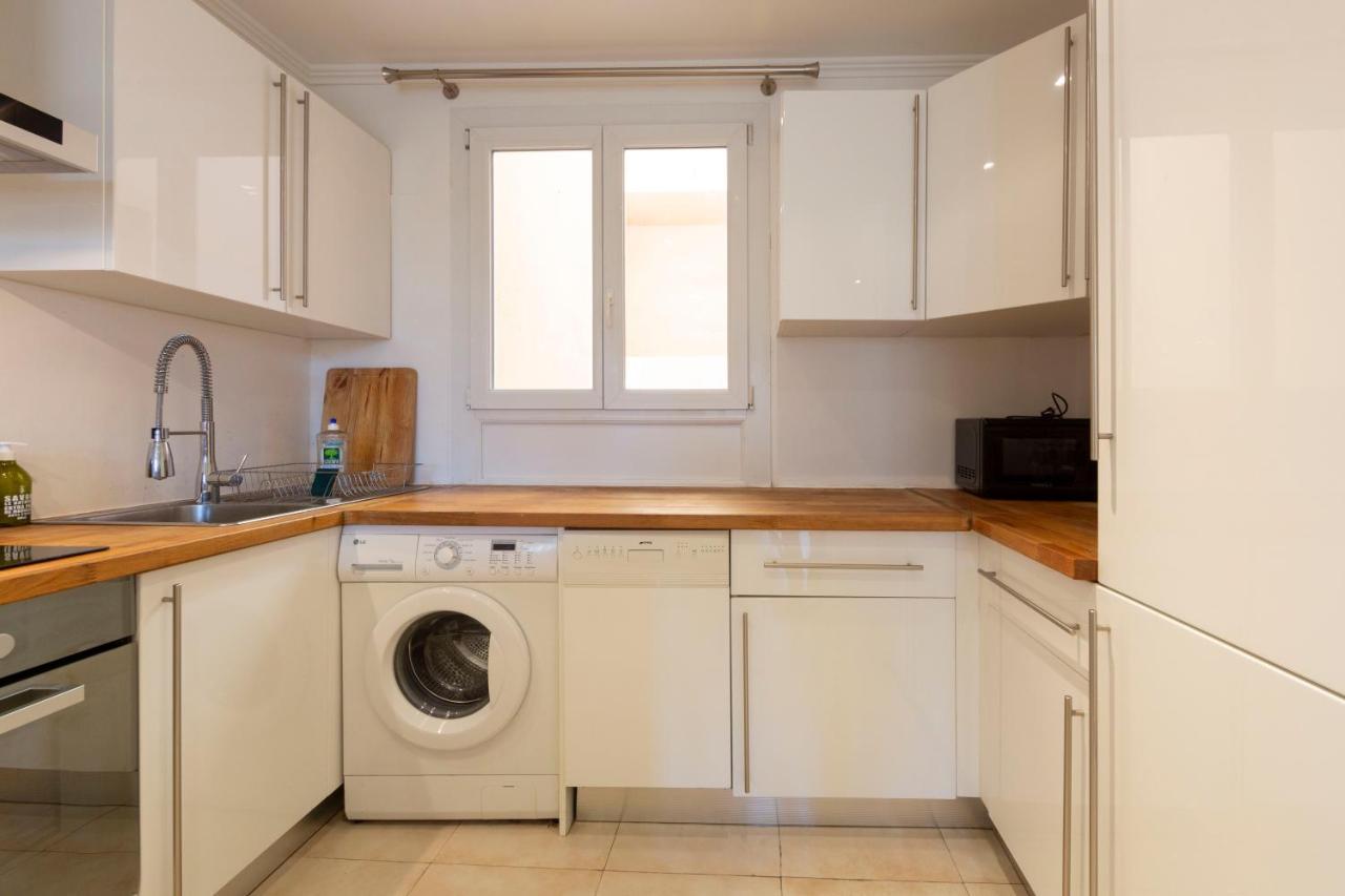 Bnb Renting bright design flat center of Antibes Eksteriør billede