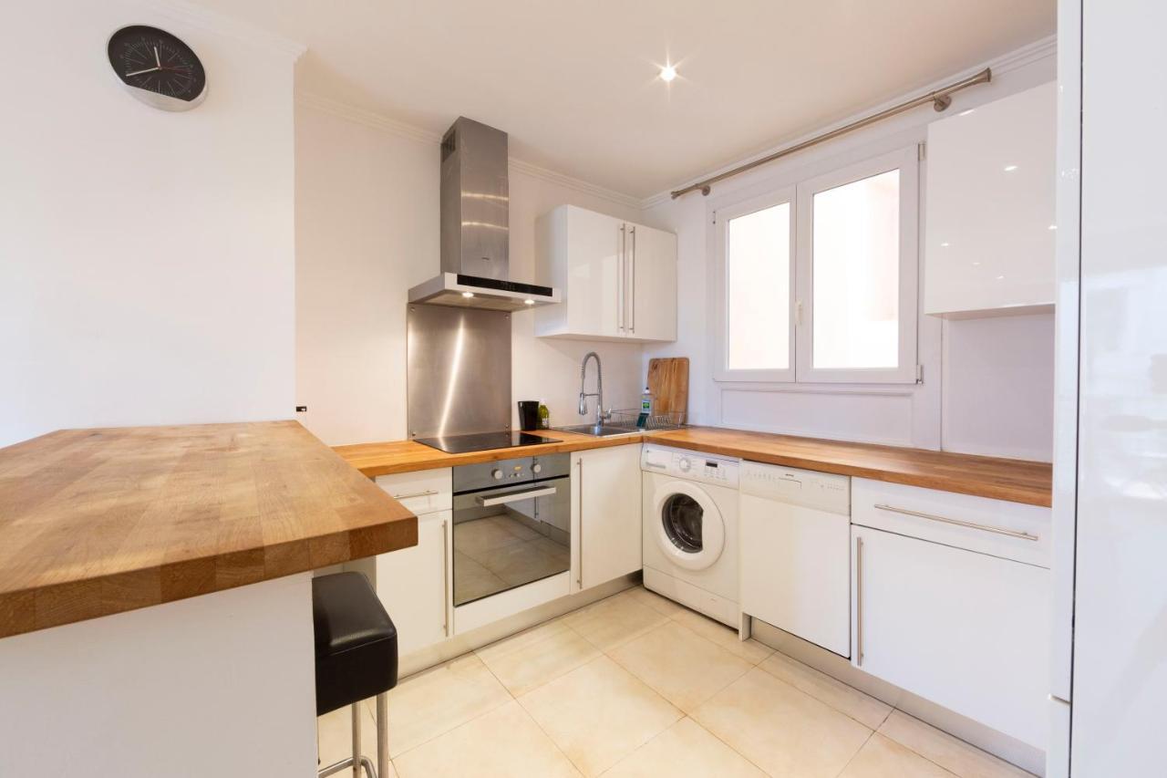 Bnb Renting bright design flat center of Antibes Eksteriør billede