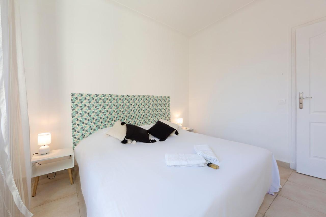 Bnb Renting bright design flat center of Antibes Lejlighed Eksteriør billede